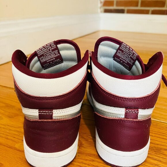 Size 8.5 - Jordan 1 Retro High OG Bordeaux Clean (555088-611) - Picture 12 of 16